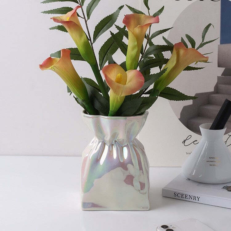 Fashionable Ceramic Vase