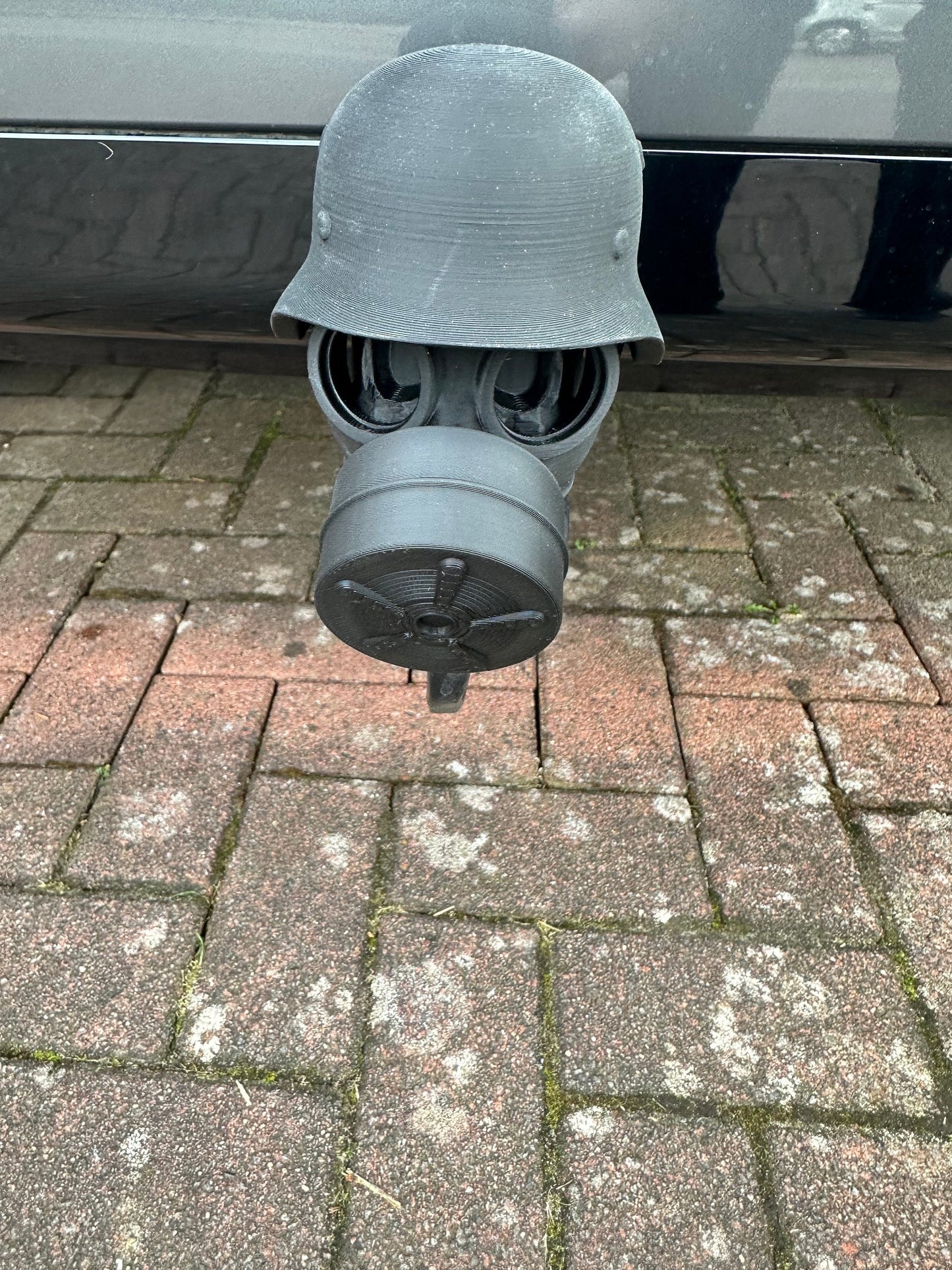 Cover cap for trailer coupling made of steel