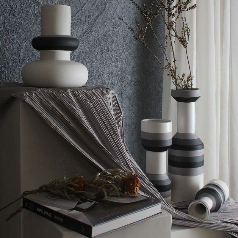 Contrast Color Striped Ceramic Vase